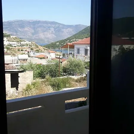 Besnik Sulozeqi * Ksamil
