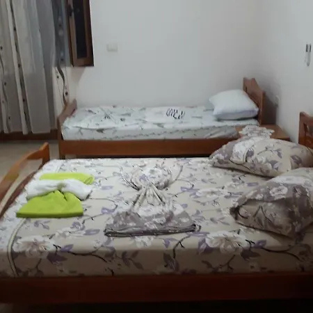 Besnik Sulozeqi * Ksamil