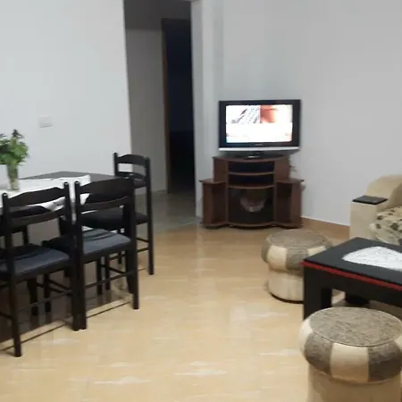 Apartment Besnik Sulozeqi *